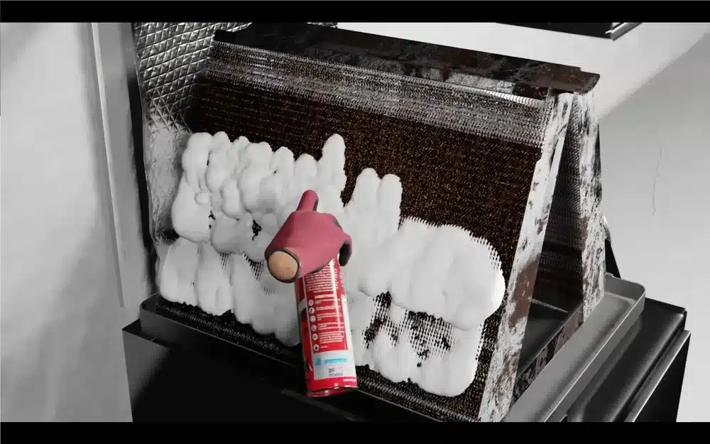 Evaporator coil cleaning